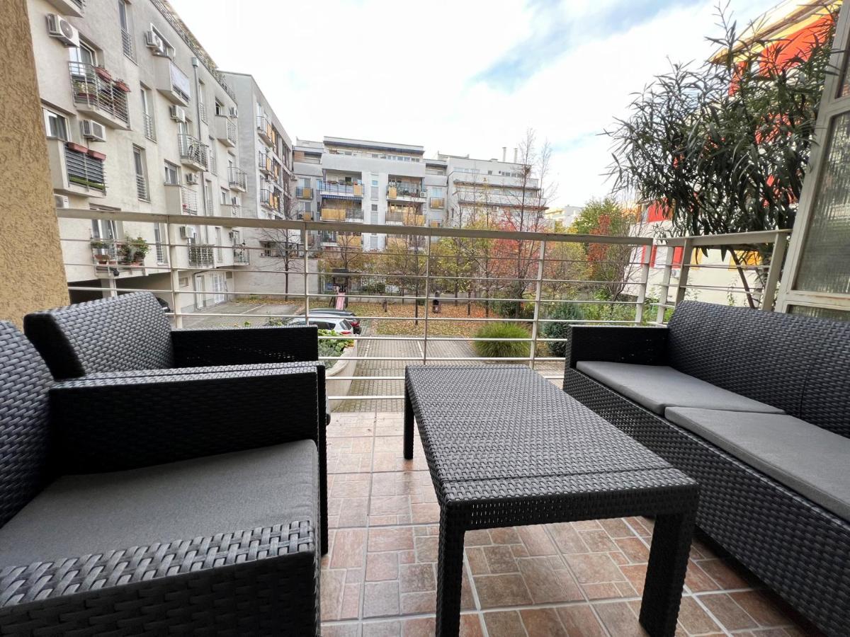 Center Budget Apartment Inside Free Parking Self Check-In Free Streaming Ac Balcony Budapesta Exterior foto