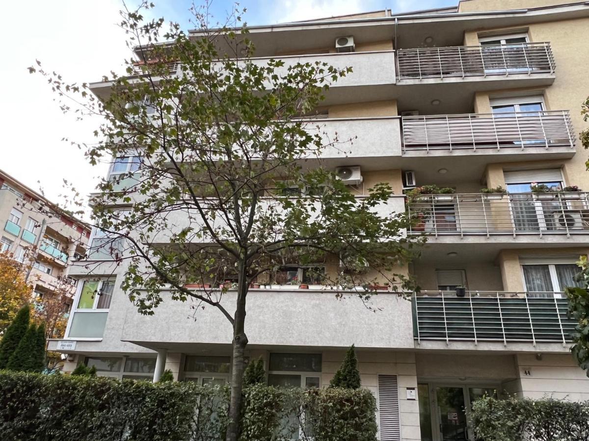 Center Budget Apartment Inside Free Parking Self Check-In Free Streaming Ac Balcony Budapesta Exterior foto
